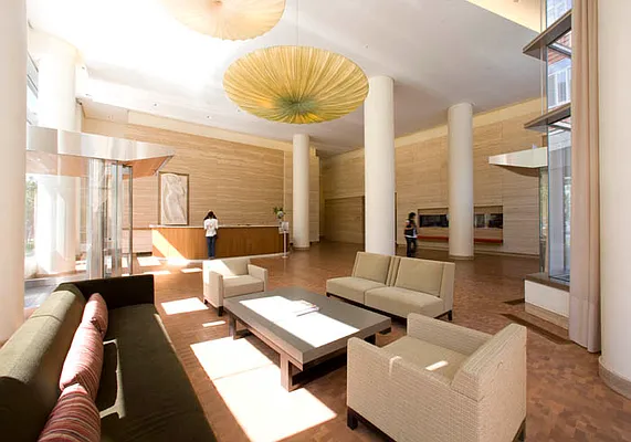 Sold by The Marketing Directors (The Visionaire 2) | media 3