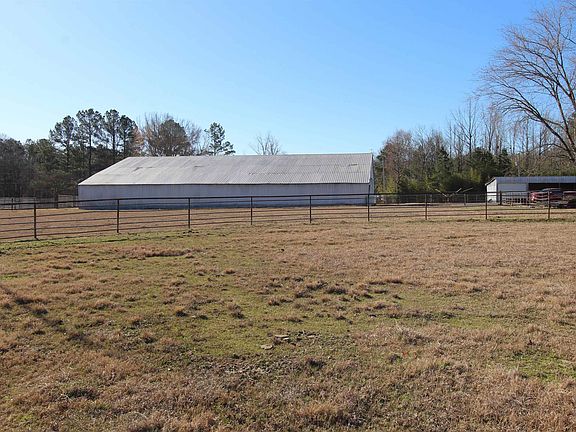 5th image of 612 Sanders Rd