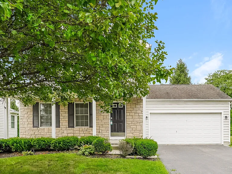 5525 Boucher Dr — Photo 1