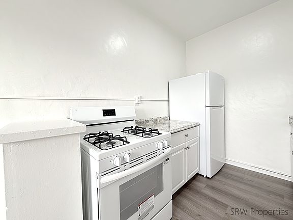2nd image of 410 S Glendale Ave APT 302