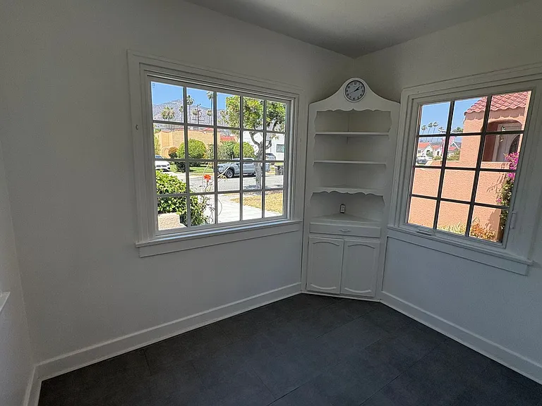 670 Arden Ave — Photo 19