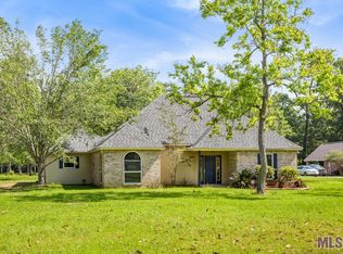 13511 Arnold Rd, Walker, LA 70785