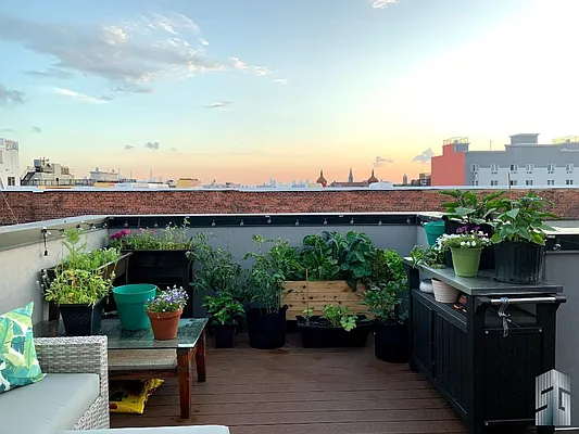 Rented by Skyline Group Real Estate | media 13