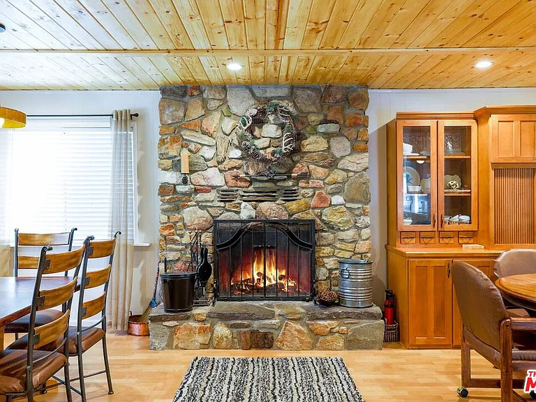 52521 Pine Ridge Rd — Photo 10