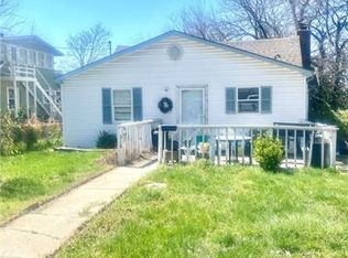 318 S Lynn St, Independence, MO 64050