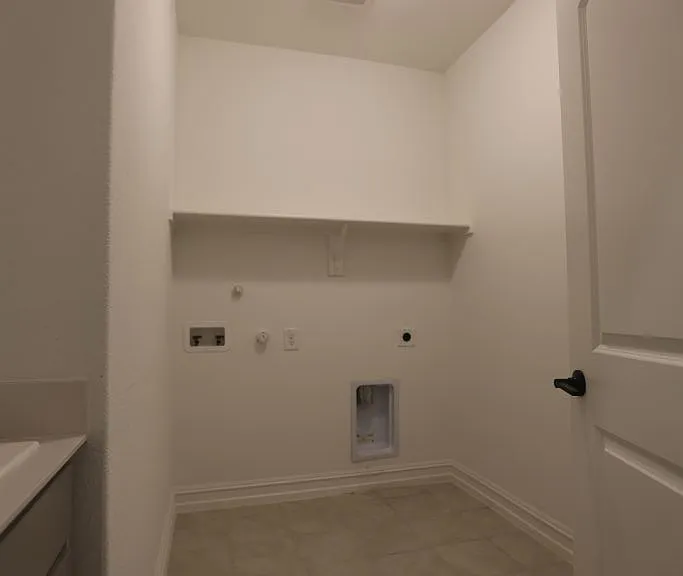 3412 Marginal Dr — Photo 36