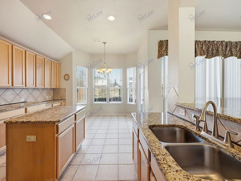 2229 White Rock Ln — Photo 9