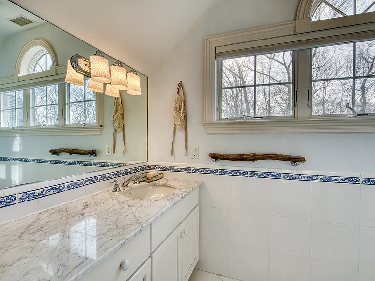 5 Scrimshaw Dr — Photo 17