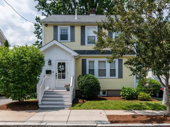 50 Chesbrough Rd, West Roxbury, MA 02132