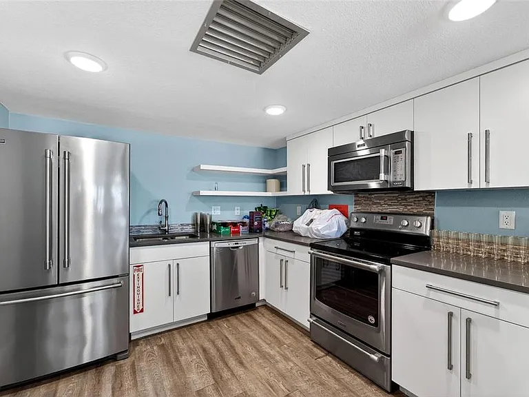 4450 Gulf Blvd #113 — Photo 76