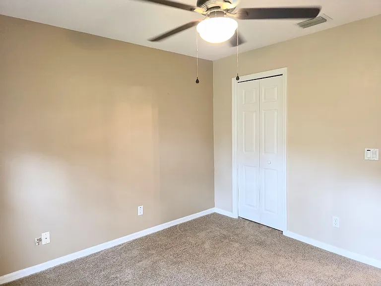 9676 N Jourden Dr — Photo 10