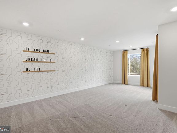 5th image of 1810 Betterton Rd