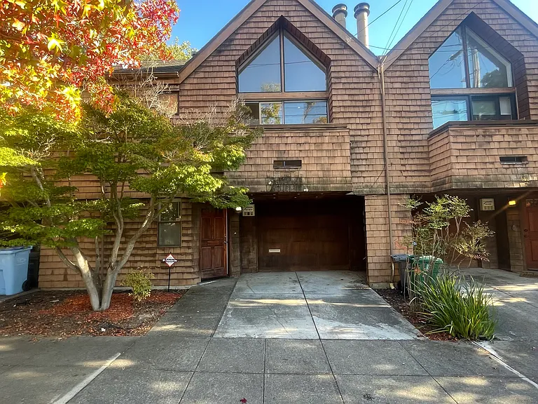 2306 Oregon St #2 — Photo 31
