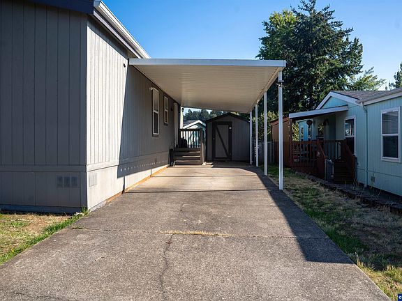 2nd image of 2000 Robins Ln SE Unit 78