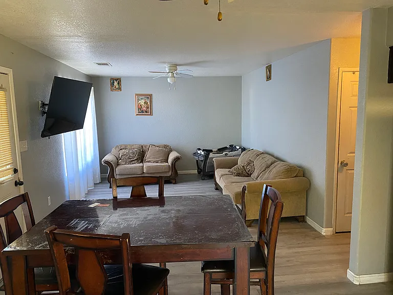 1887 Shamrock Ct — Photo 5