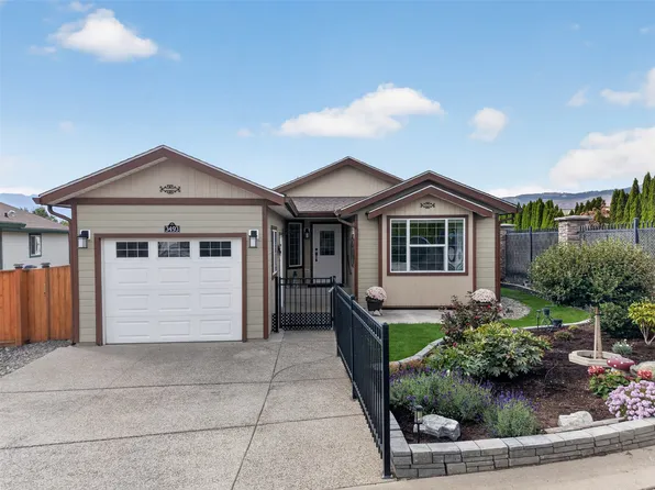 3493 Oak Cres, Tsinstikeptum 9, BC V4T 3A5
