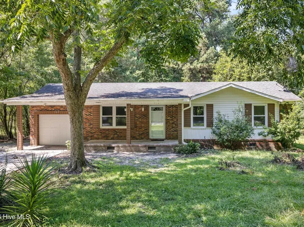505 E Coston Road, Burgaw, NC 28425
