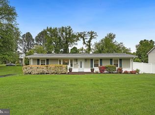 8112 Russell Rd, Alexandria, VA 22309