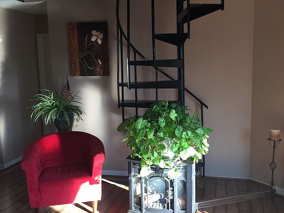 Gas Stove, and Spiral stairs