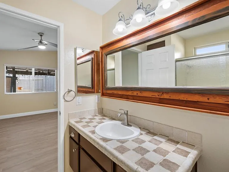 28082 Bavaria Dr — Photo 22