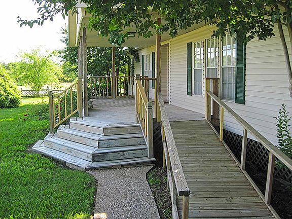 Front Porch with ramp access
