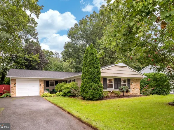 2912 Twisting Ln, Bowie, MD 20715