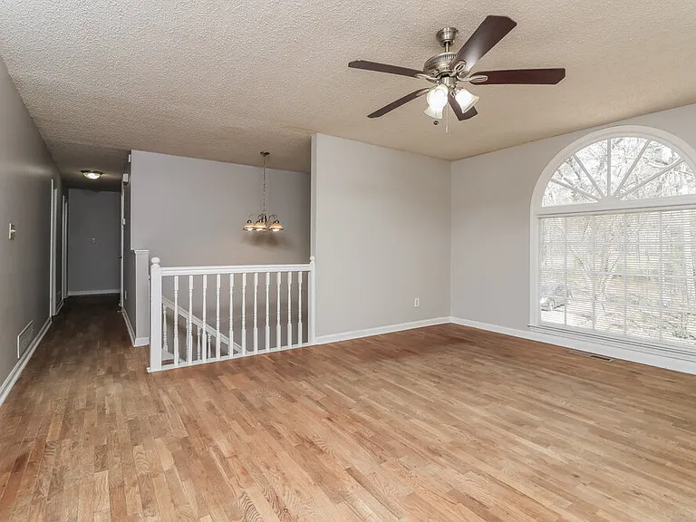 550 Austin Bridge Rd — Photo 8