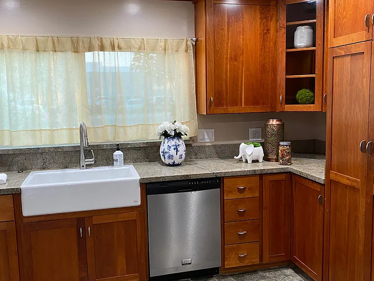 1224 E Commonwealth Ave — Photo 24
