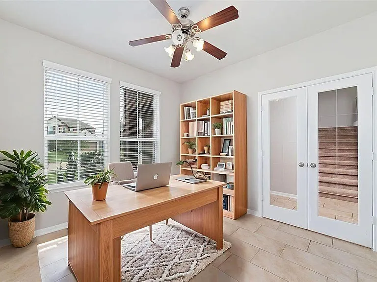 2707 Golden Hills Ct — Photo 4