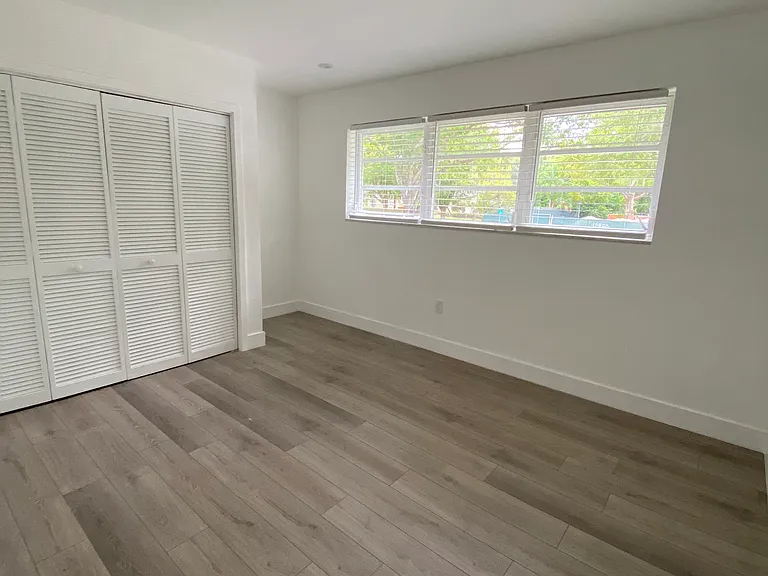 12841 SW 64th Ct — Photo 4