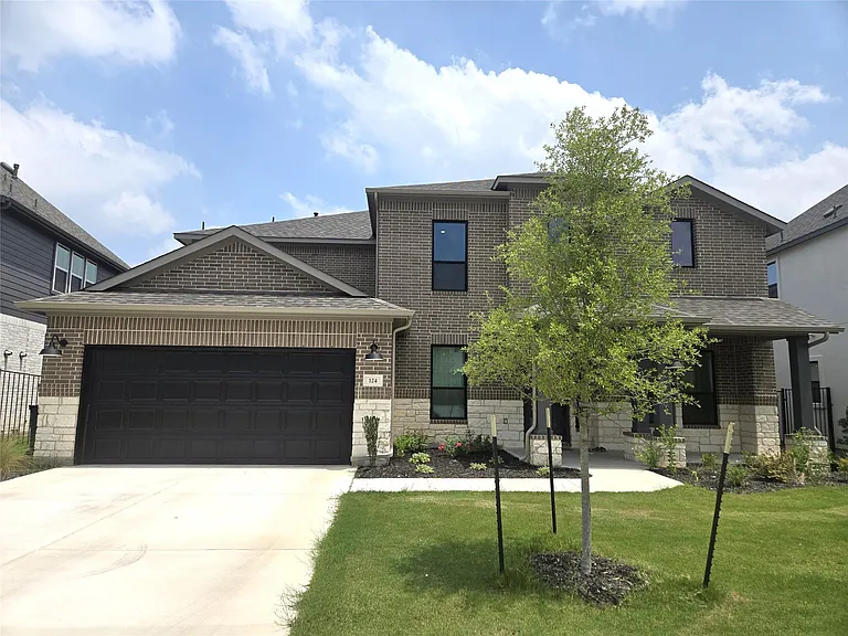 124 Ribera Dr — Photo 1