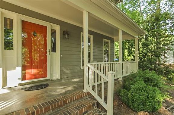 2nd image of 409 Courtland Dr