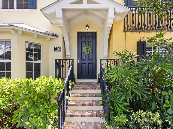 2nd image of 326 Tuxedo Lane