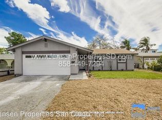 9215 Prospect Ave, Santee, CA 92071