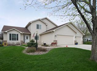 18814 Englewood Way, Farmington, MN 55024