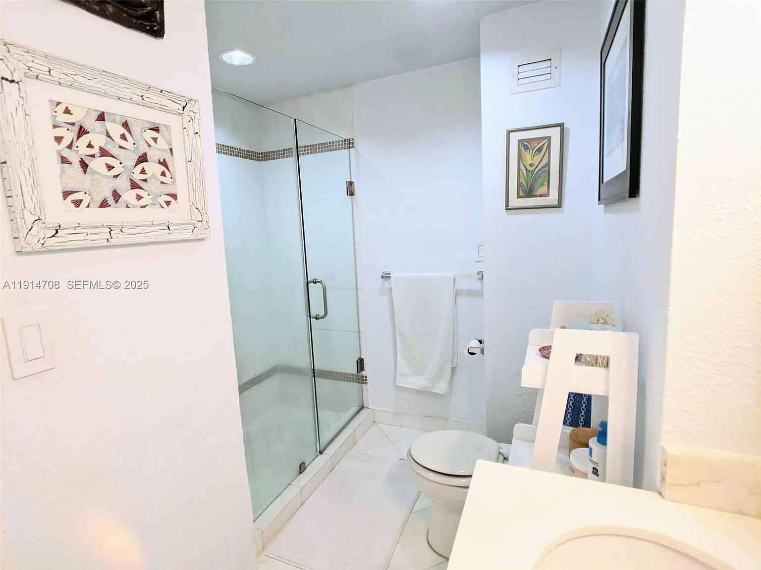 1 bed, 830 sqft, $2,900 — Photo 3