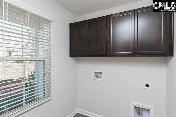 434 Keeble Dr — Photo 3