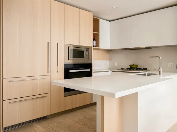 6833 Pearson Way #406, Richmond, BC V7C 0E8