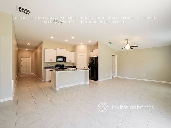 5th image of 1630 Blue Rose Dr