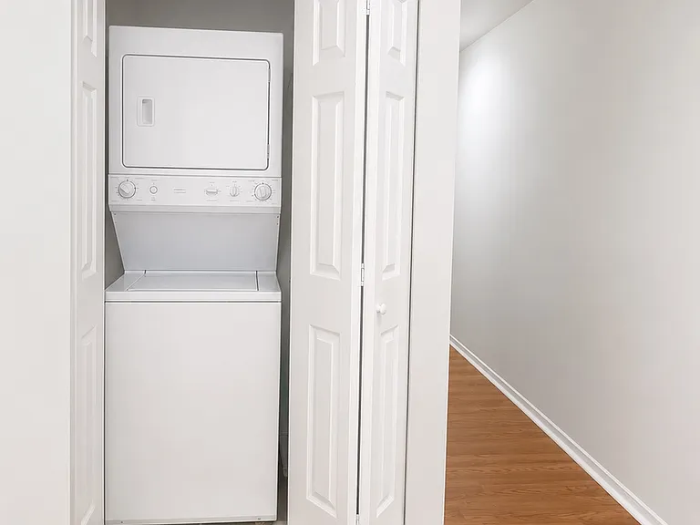 1238 Penn St NE #1 — Photo 7