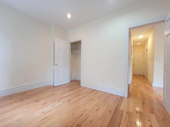 3rd image of 111 E 7th St #90