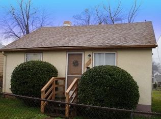 304 10 1/2 St NW, Charlottesville, VA 22903
