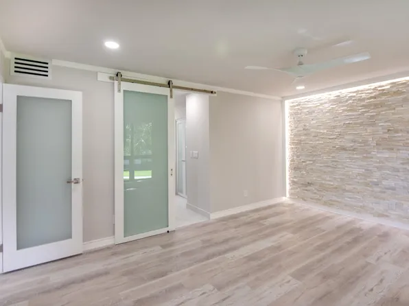 143 Brackenwood Road, Palm Beach Gardens, FL 33418