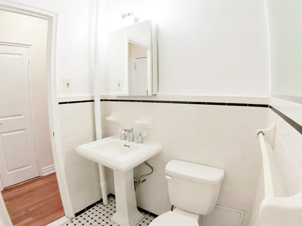 17 East 67th Street image 6 of 13