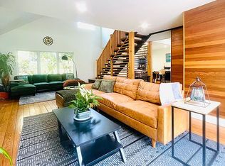 1085 Bridgehampton Sag Harbor Tpke, Sag Harbor, NY 11963