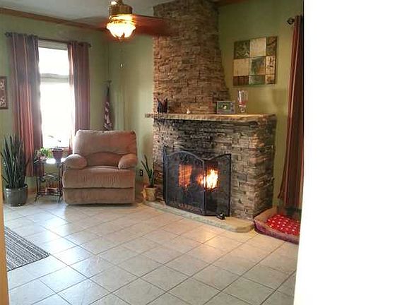 2nd image of 89 Aldrich Pl