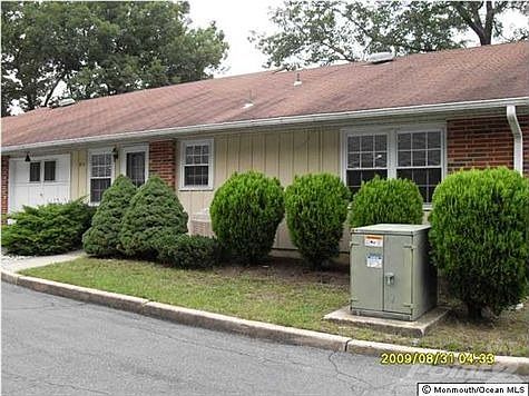 4th image of 111A Edinburgh Ln