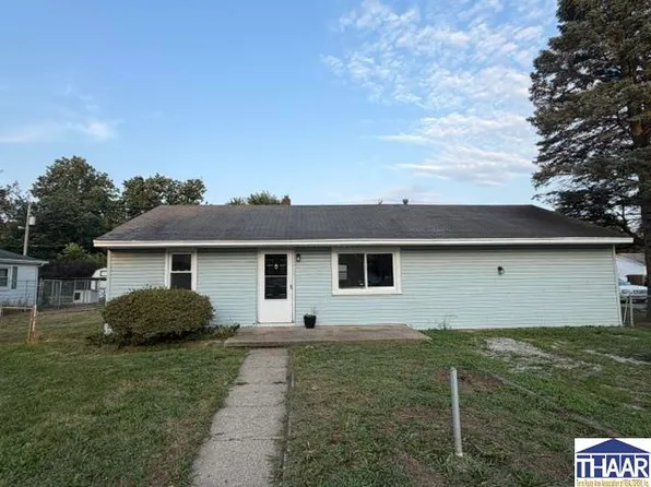 2015 N 25th St, Terre Haute, IN 47804