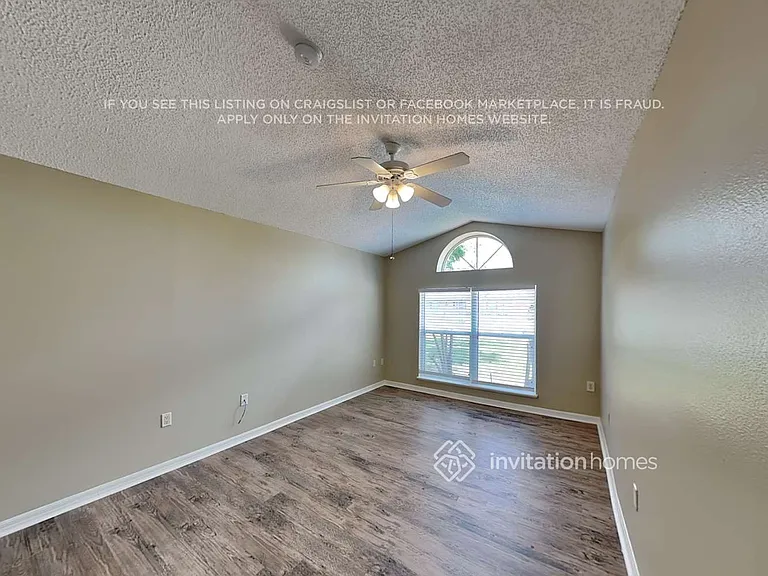 1351 Azora Dr — Photo 10