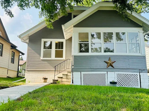 4720 Larimore Ave, Omaha, NE 68104